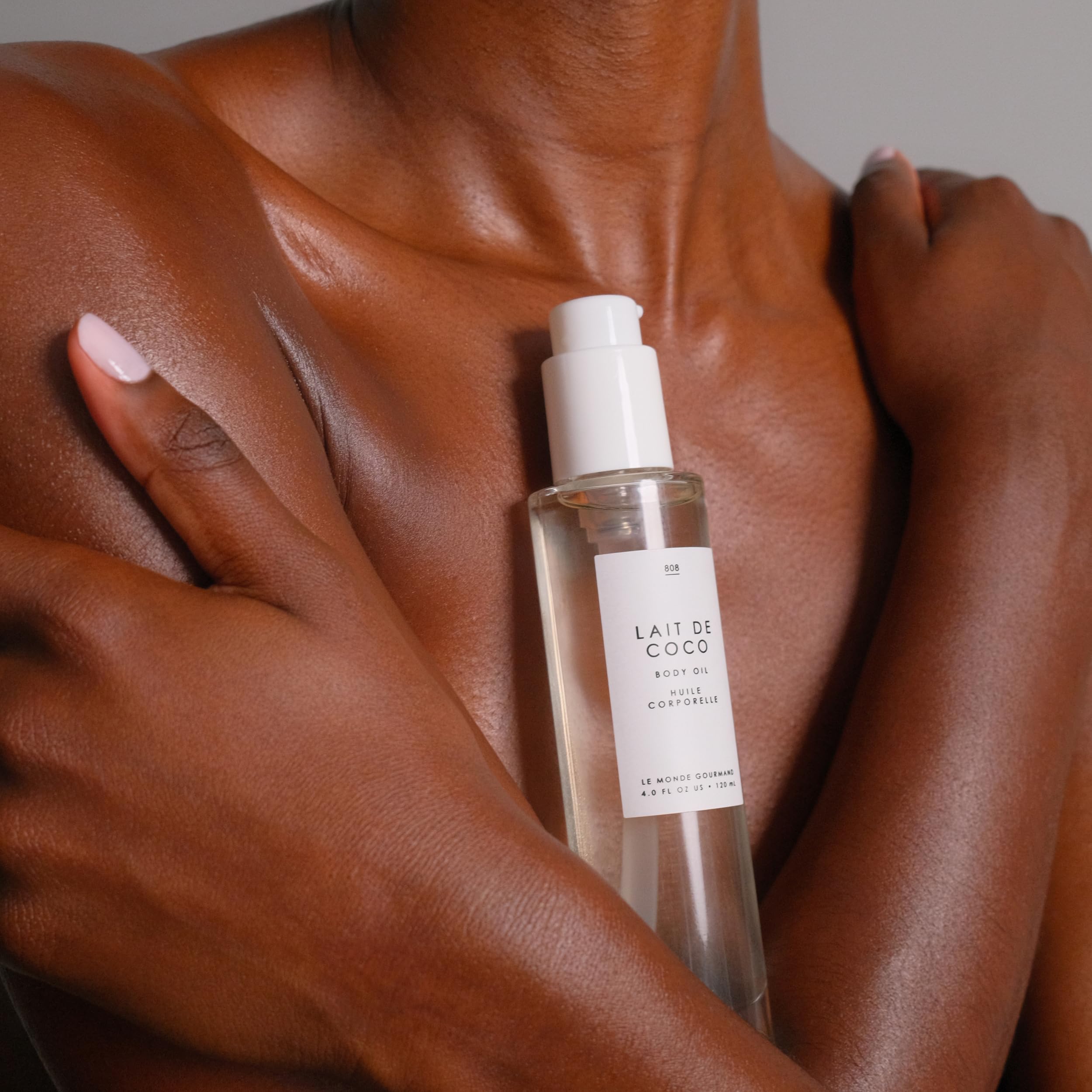 Le Monde Gourmand Lait de Coco Body Oil on wet skin enhances moisture in shower