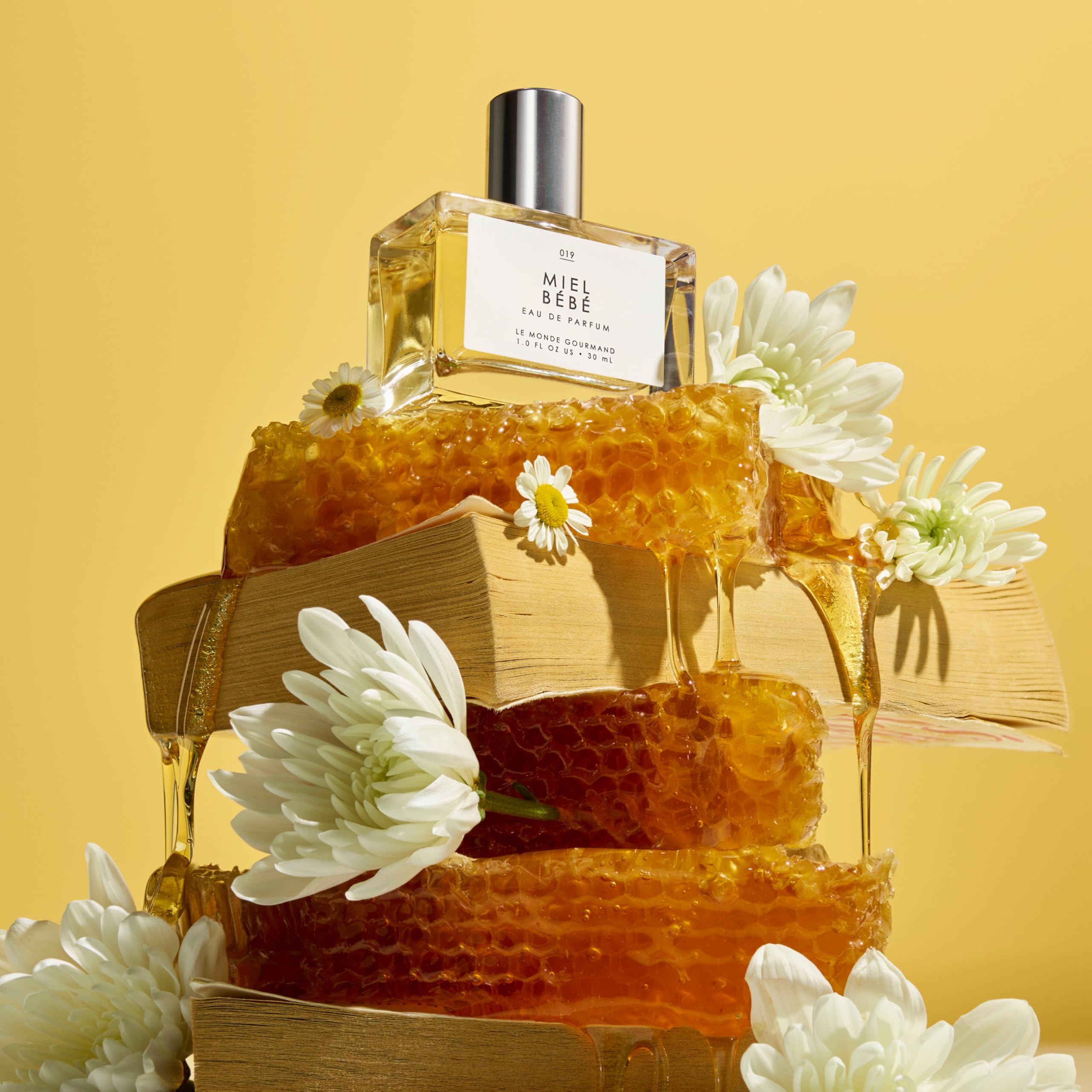Le Monde Gourmand Miel Bébé layering with other scents for customization.