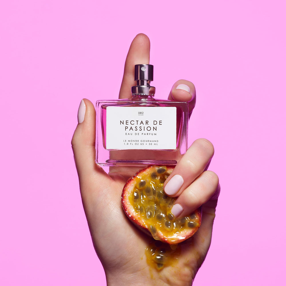 Nectar de Passion jasmine note scene evokes airy florals suitable for romantic evenings.