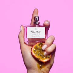 Nectar de Passion jasmine note scene evokes airy florals suitable for romantic evenings.
