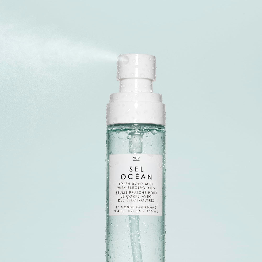 Le Monde Gourmand Sel Océan Fresh Mist base-notes Coastal Woods linger softly.