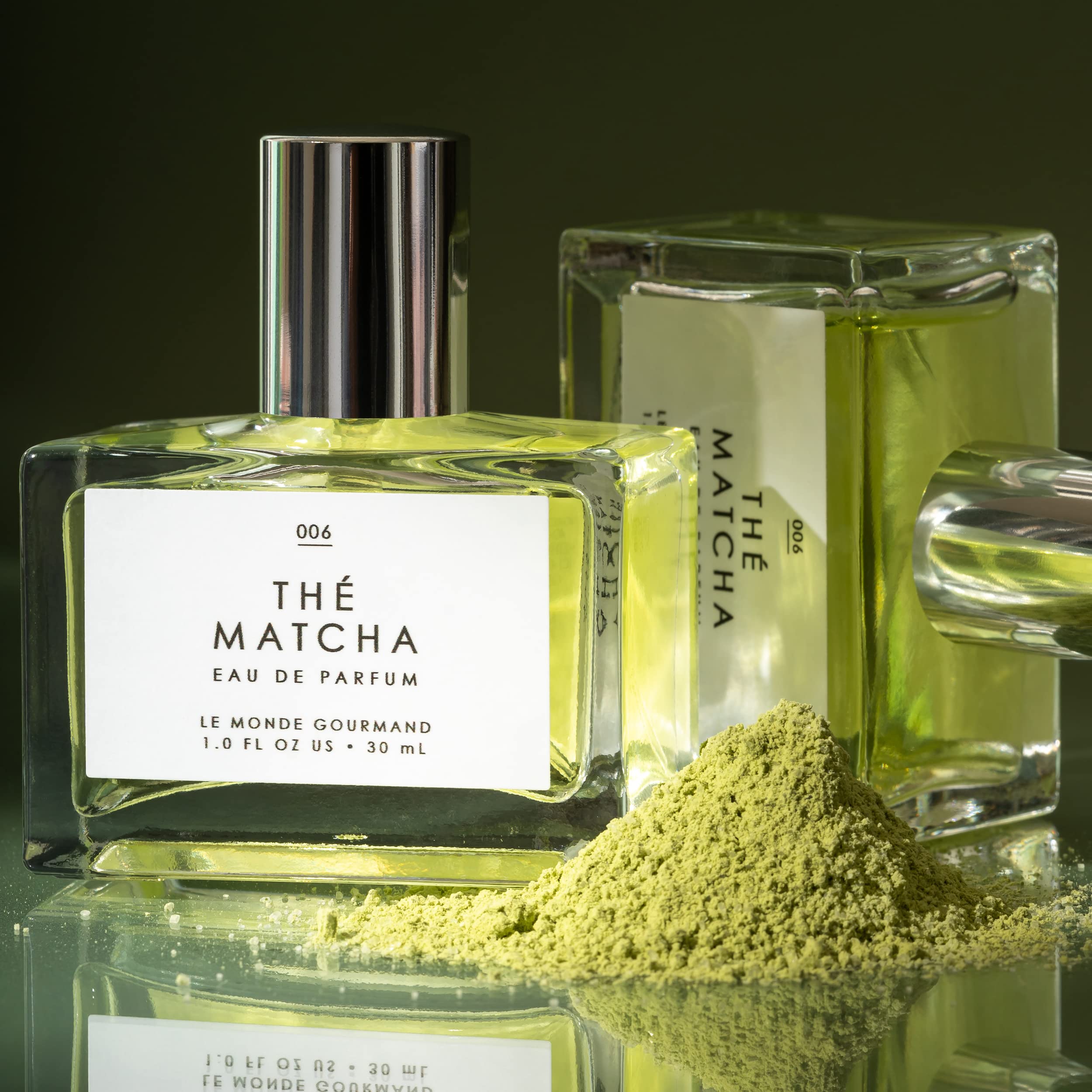 Pulse-point application of Le Monde Gourmand Thé Matcha on wrists suggests long-lasting wear.