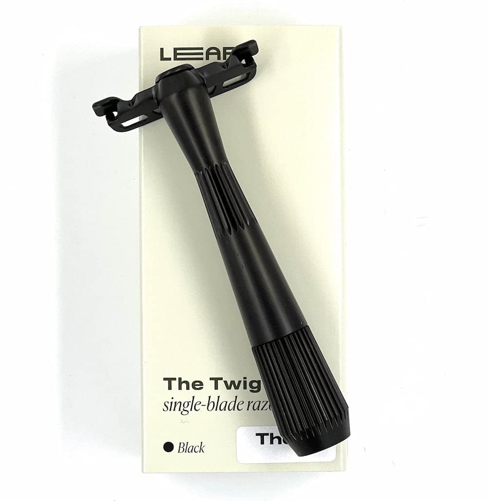 Leaf Shave Twig Razor with Magnetic Load Assist simplifies blade changes and loading