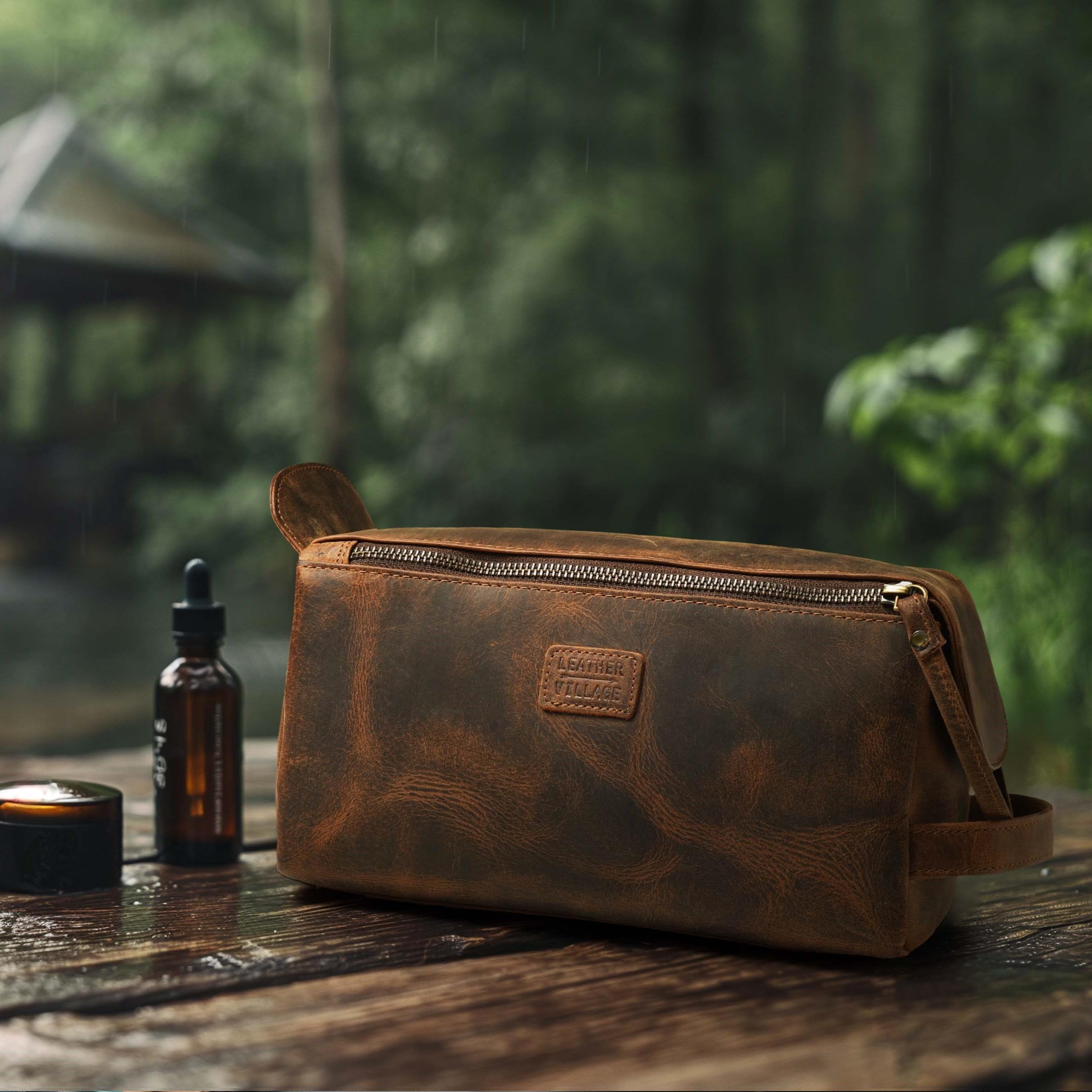 Leather Village Exterior pocket and interior pockets support quick access and organized cosmetics