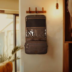 LEATHER VILLAGE hanging leather toiletry bag, open reveals interior compartments