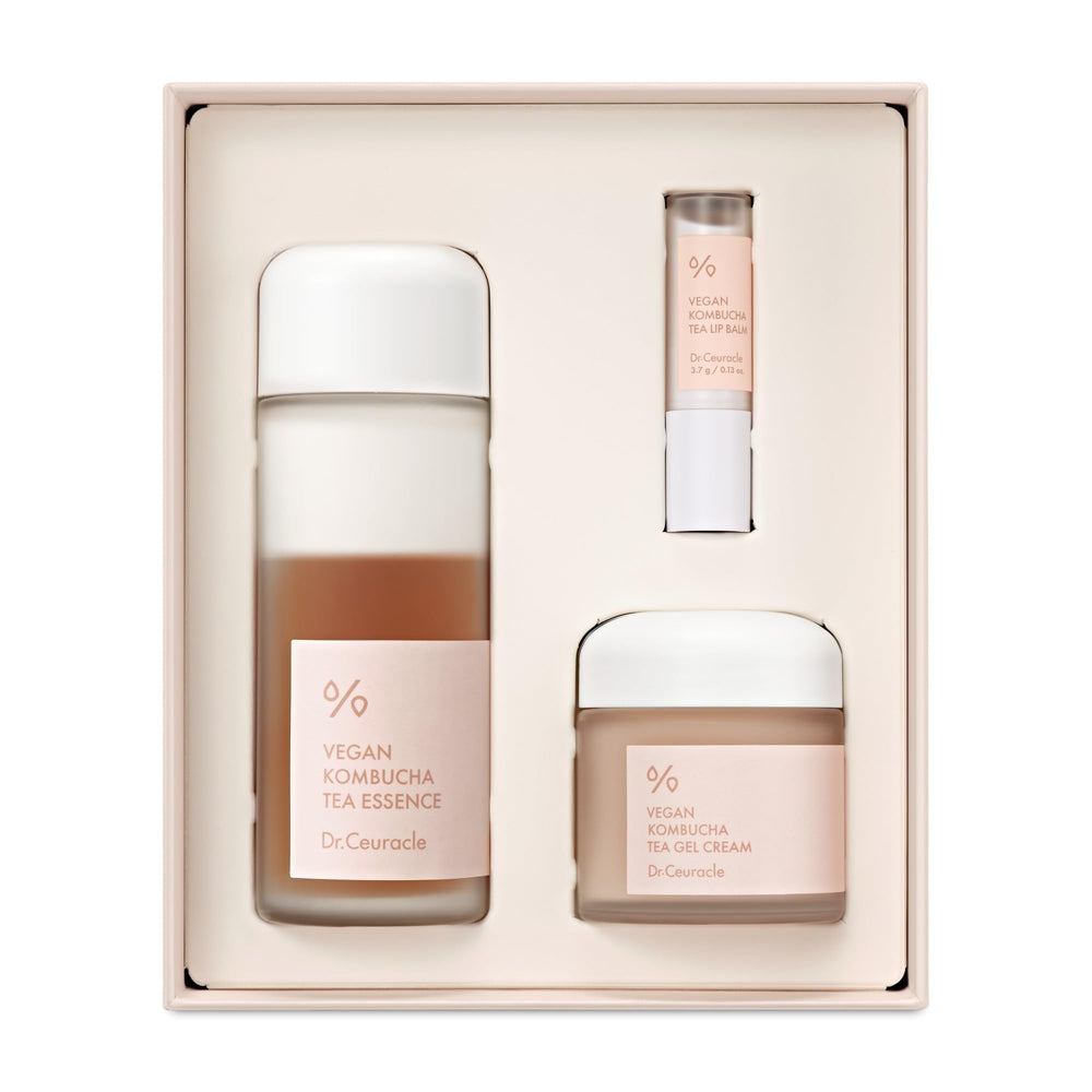 Leegeehaam Dr.Ceuracle Vegan Kombucha Gel Cream jar delivering featherweight moisture.