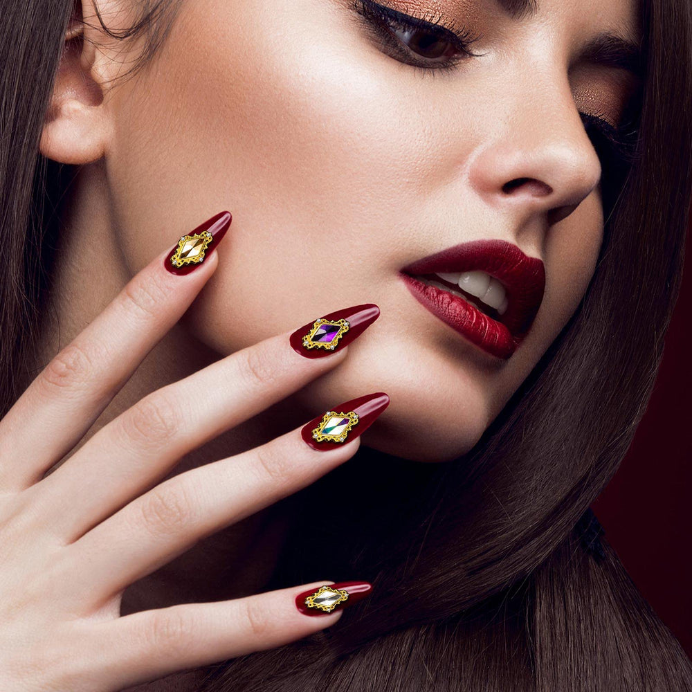 Leelosp alloy nail jewels offer sturdy, long-lasting shine.