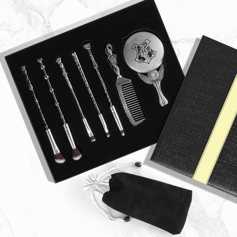 LENDOO Harry makeup brushes mirror and comb for on-the-go touch-ups.