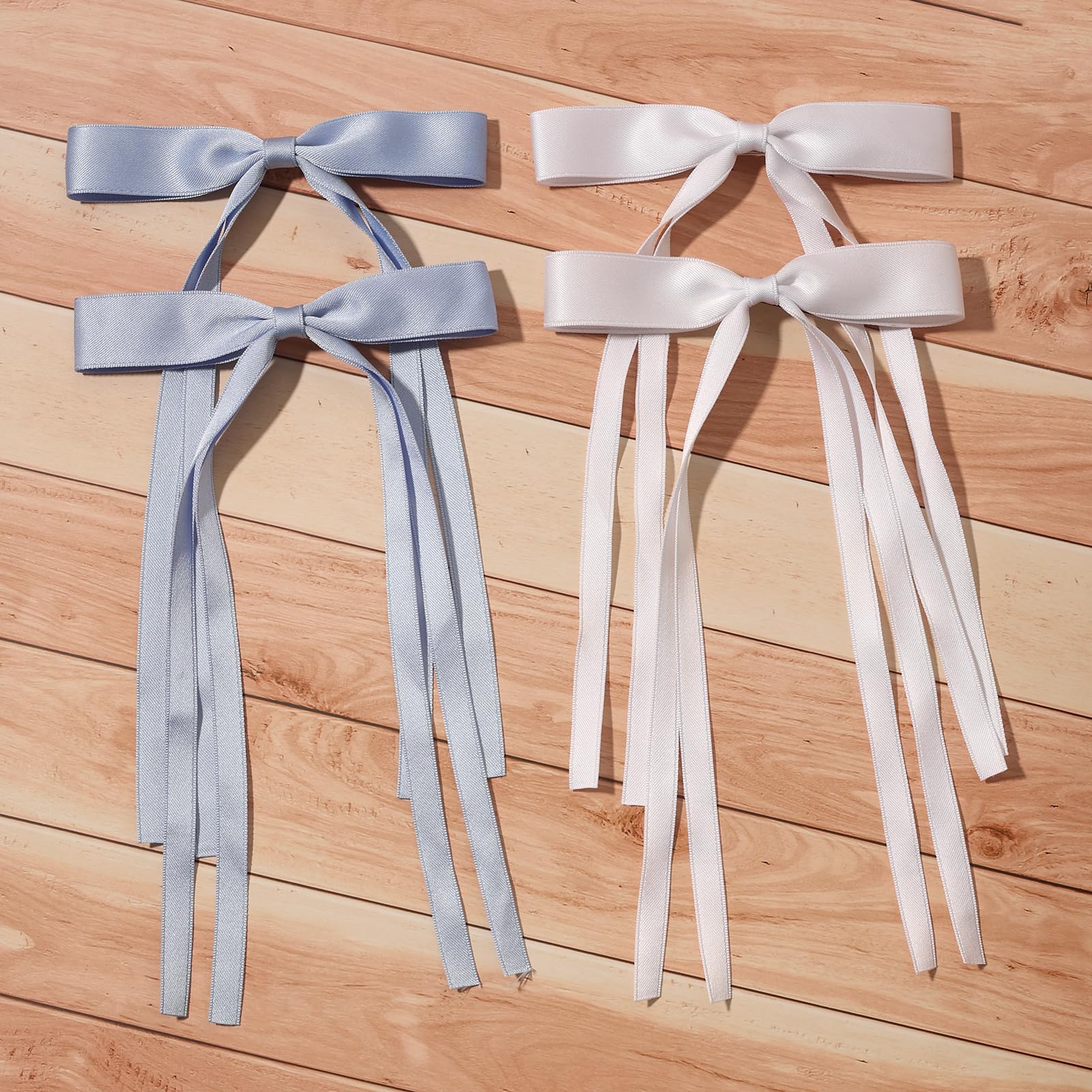 LFOUVRE gift-ready clips — ideal present.
