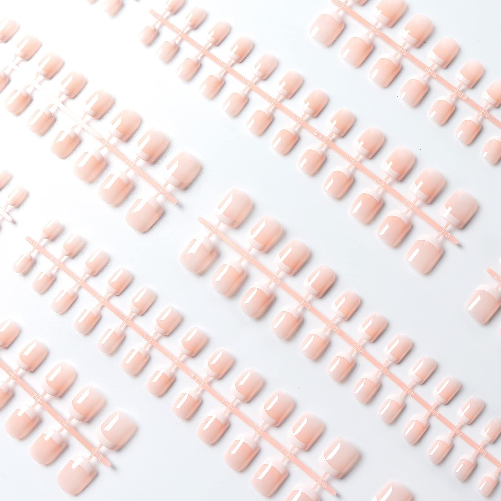 LIARTY press-on nails close-up showing bubble-free, durable wear.