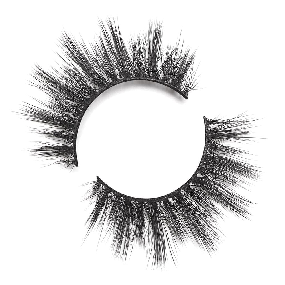 Lilly Lashes Miami reusable lashes provide sustainable beauty choice.