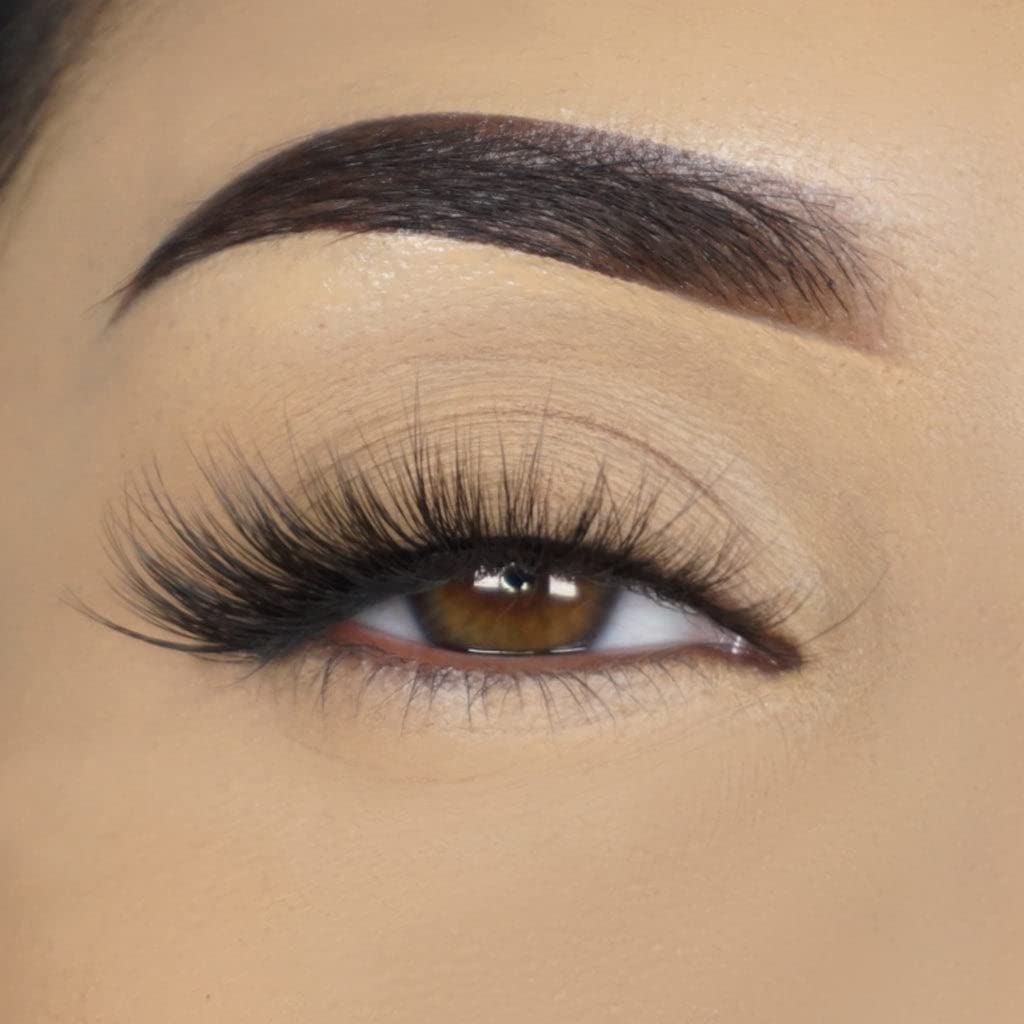 Lilly Lashes natural-look-full-volume blends with your lashes for everyday drama.