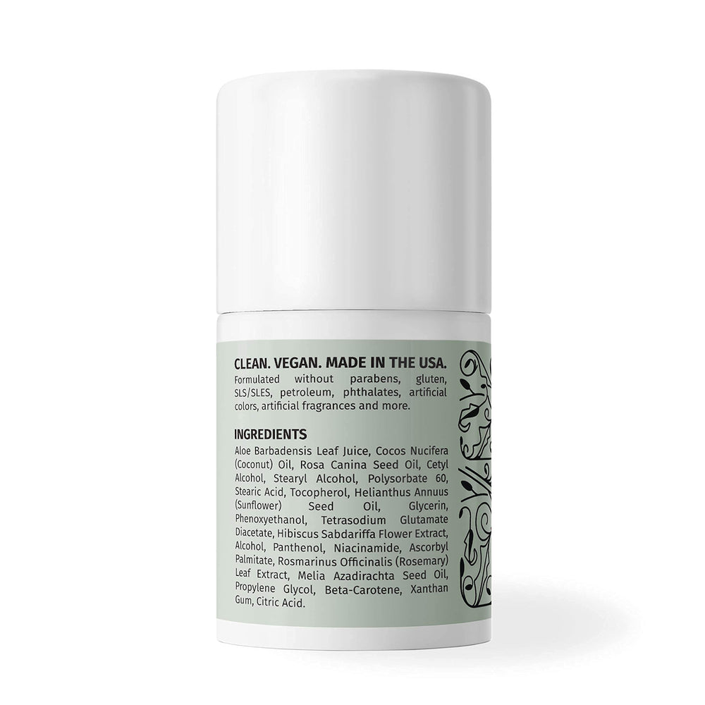 LilyAna Naturals gift set vitamin C serum amber bottle hints at brightness.