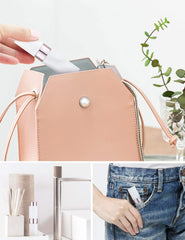 LISAPACK twist-pump-action illustrates easy one-handed spray on the go.