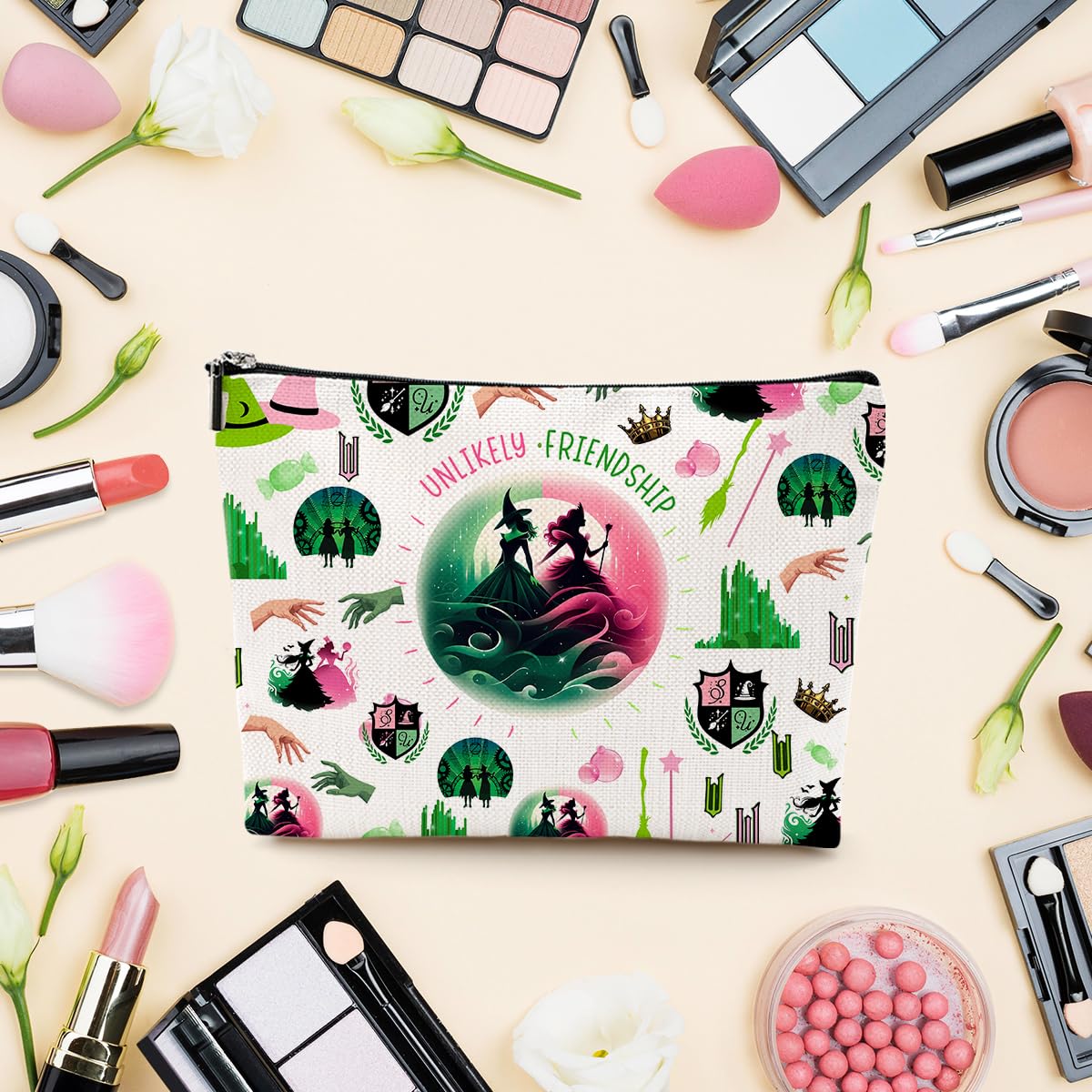 LONGXIN Witch Merch makeup bag zipper closeup demonstrates smooth closure