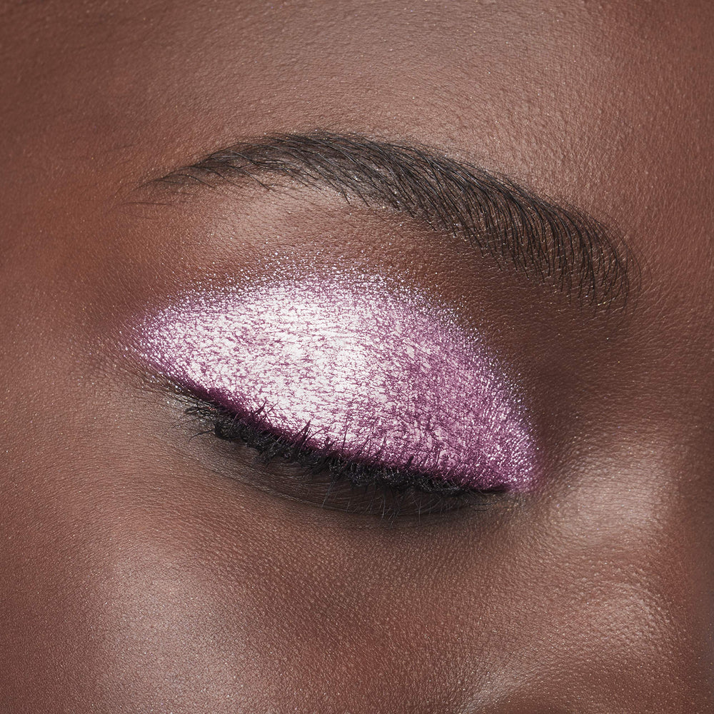 L'Oreal Paris Brilliant Eyes supports seamless day-to-night eye looks