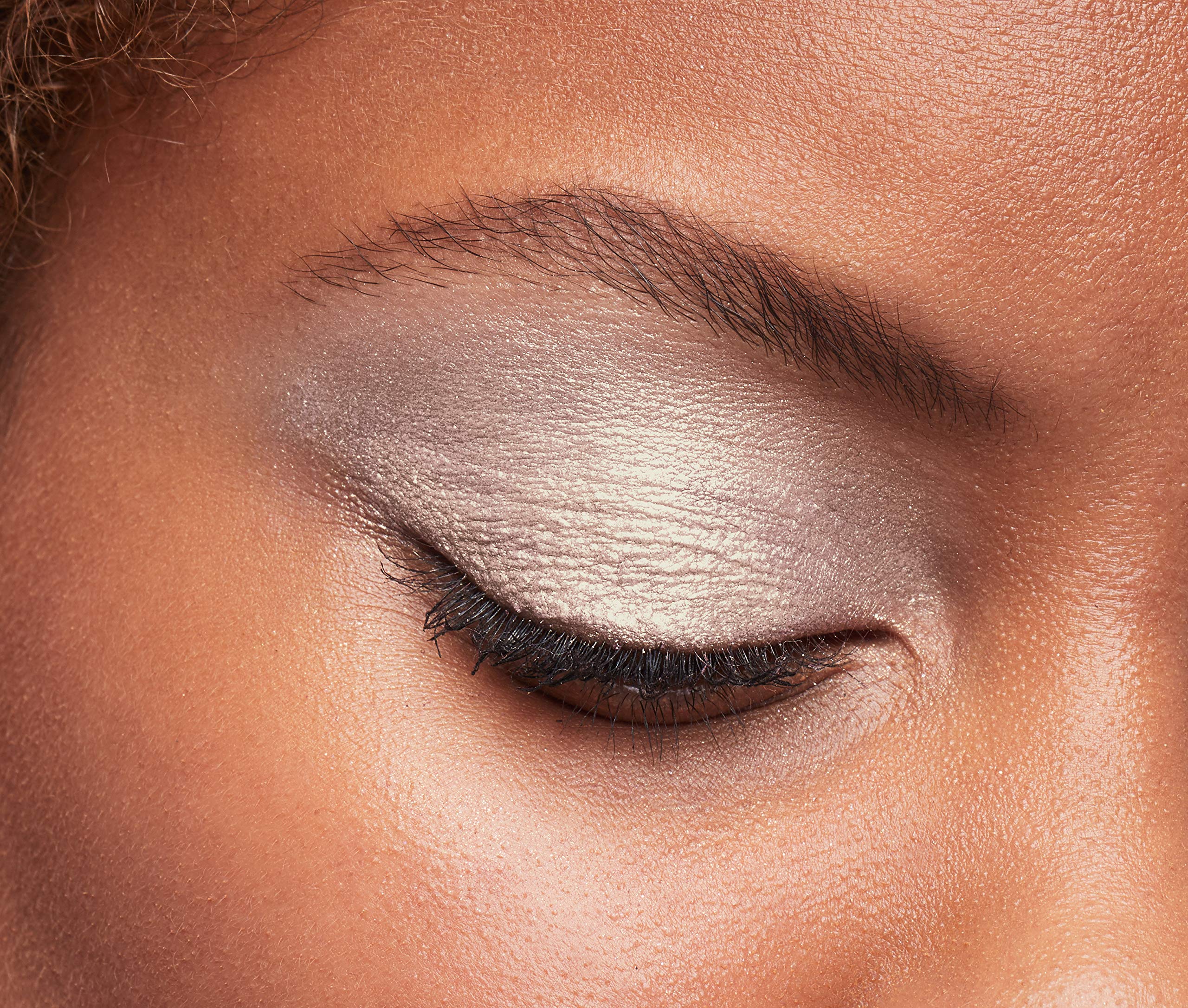 L'Oreal Paris Brilliant Eyes flake-proof shimmer stays put on lids