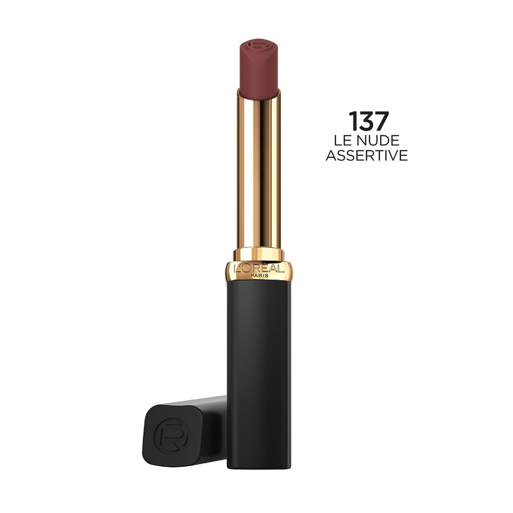 L\'Oreal Paris Colour Riche Intense Volume Matte closeup shows hyaluronic acid for comfortable lips.
