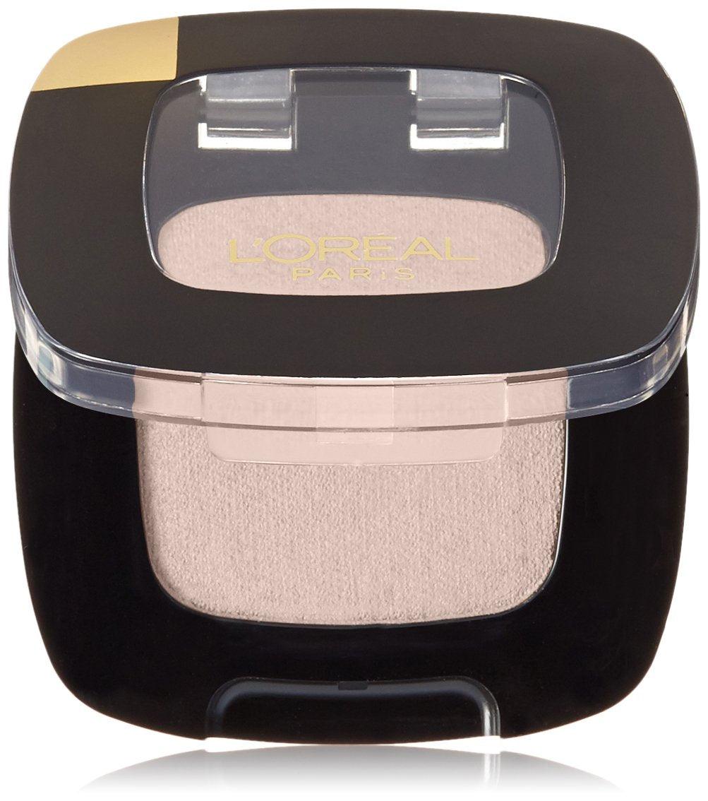 L'Oreal Paris Colour Riche Monos Mademoiselle Pink compact closeup with rich color payoff