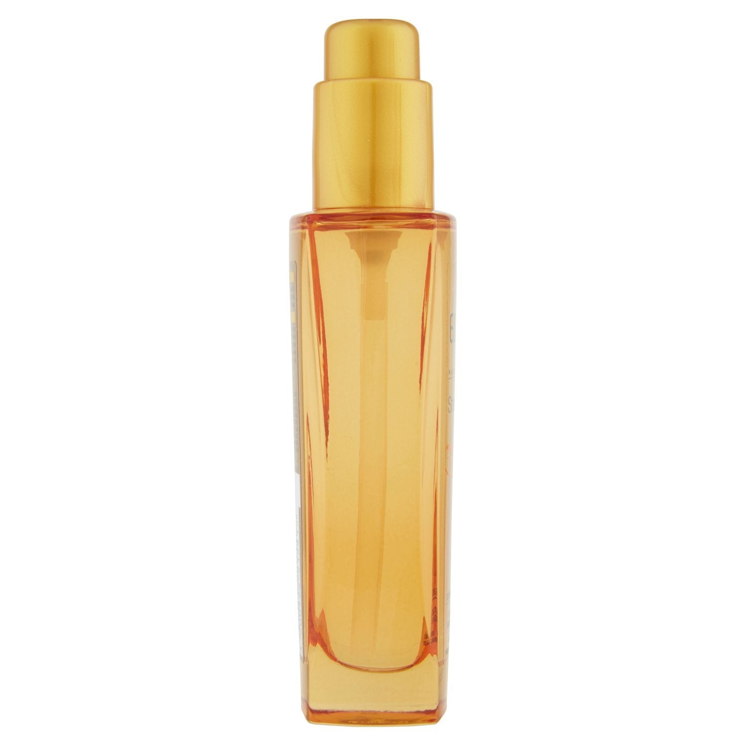 L'Oreal Paris Elvive Extraordinary Oil pour shows easy application and nourishment