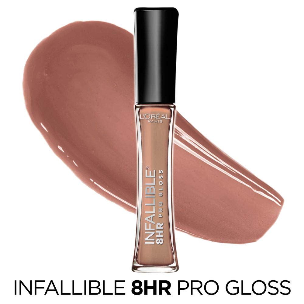 L’Oréal Paris Infallible applicator close-up showing precise contour for smooth finish.