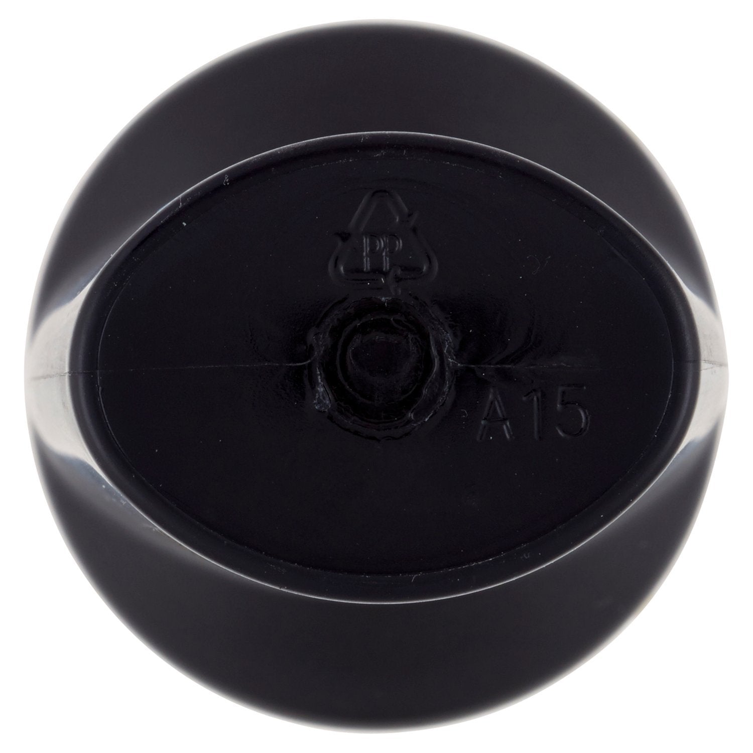 L’Oréal Paris Men Expert Carbon Protect lifestyle scene suggesting confident use