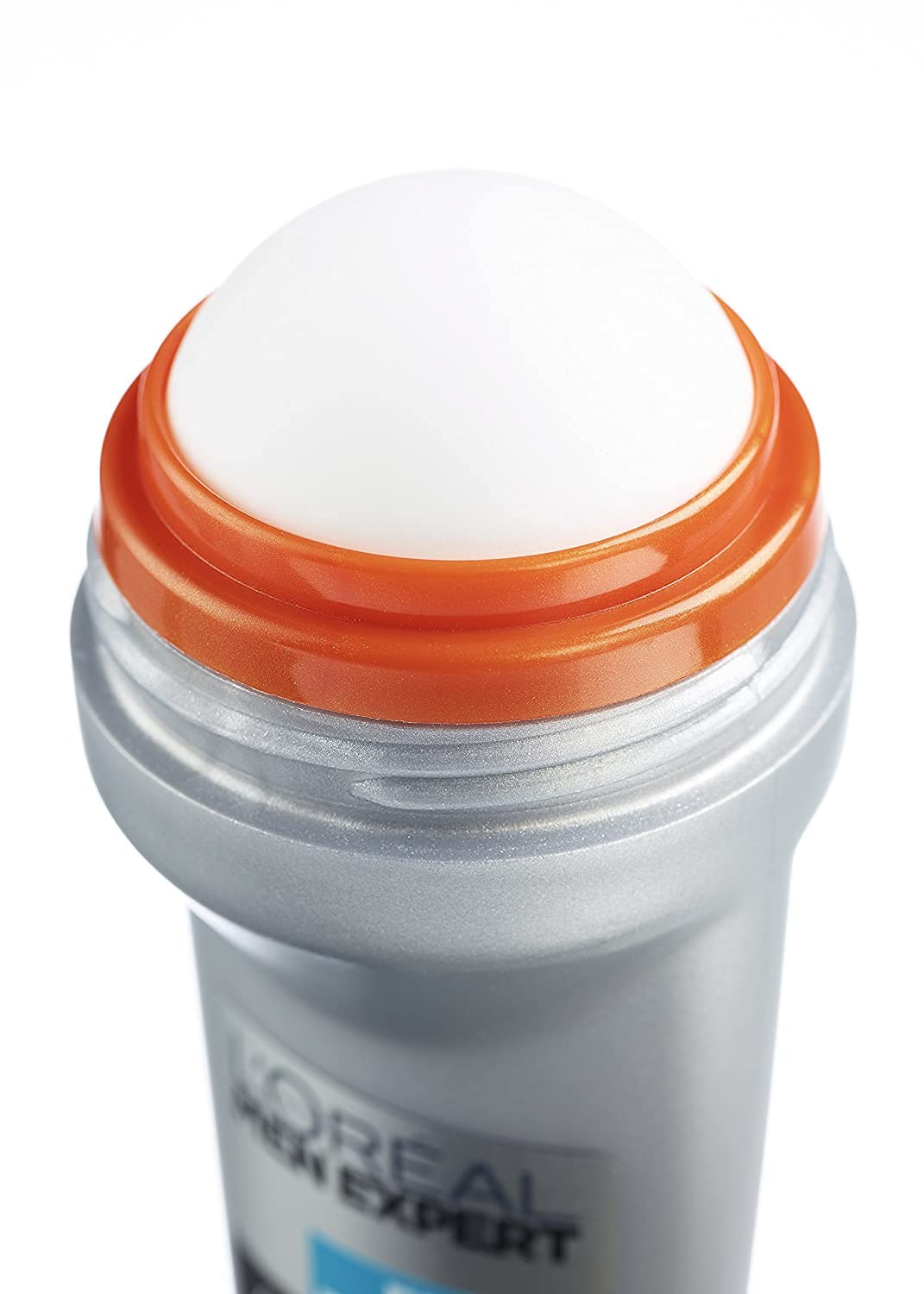 L'Oréal Paris Men Expert Fresh Extreme deodorant aroma brings minty freshness for active days.