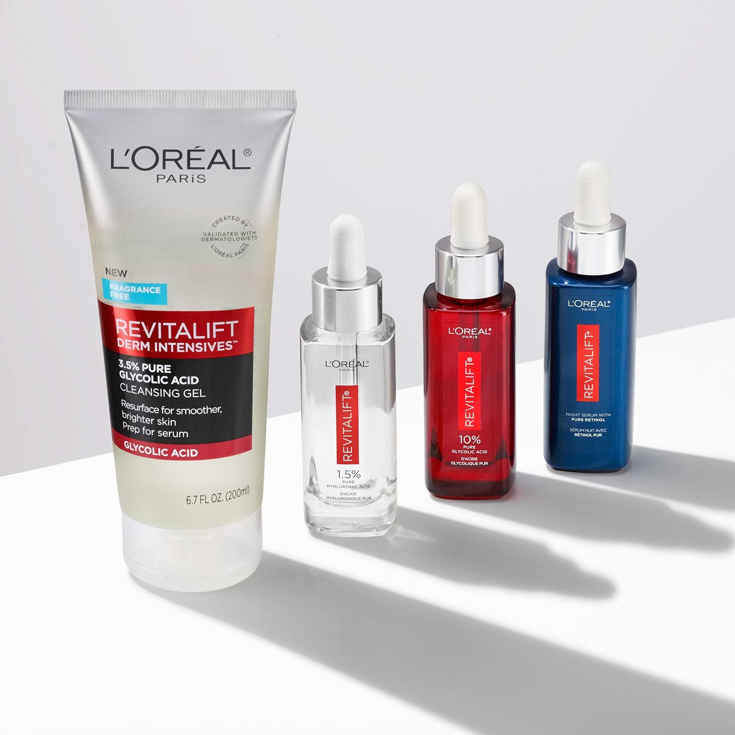 Sensory experience of using L'Oreal Paris Revitalift cleansing gel on the skin.