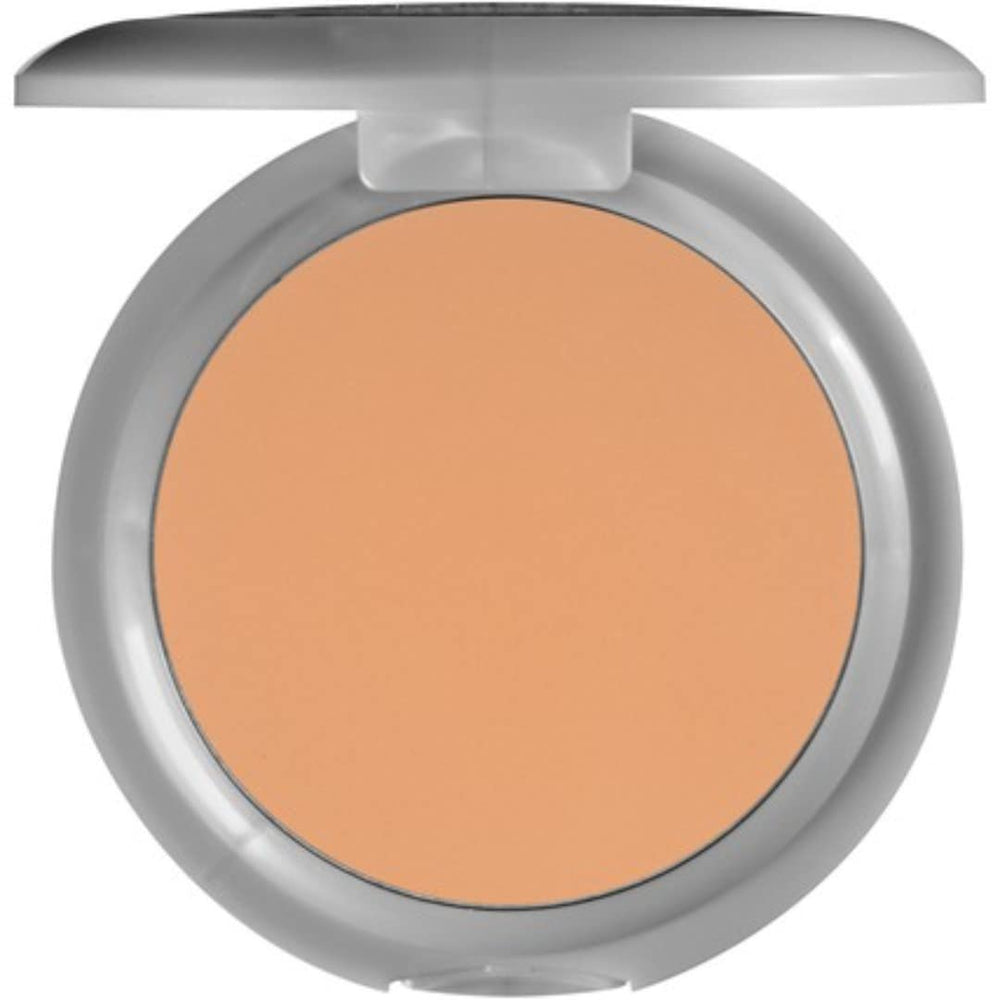 L’Oréal Paris True Match Powder blotting to control shine on the T-zone.