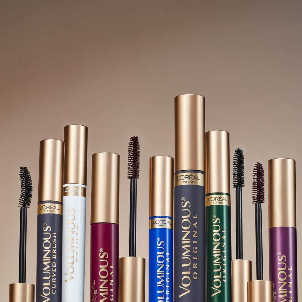 L'Oreal Paris Voluminous Original Mascara brush in action for quick definition.