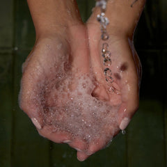 Loved01 Hand Wash sea-buckthorn-oil emphasizes deep moisturization and healthy glow.
