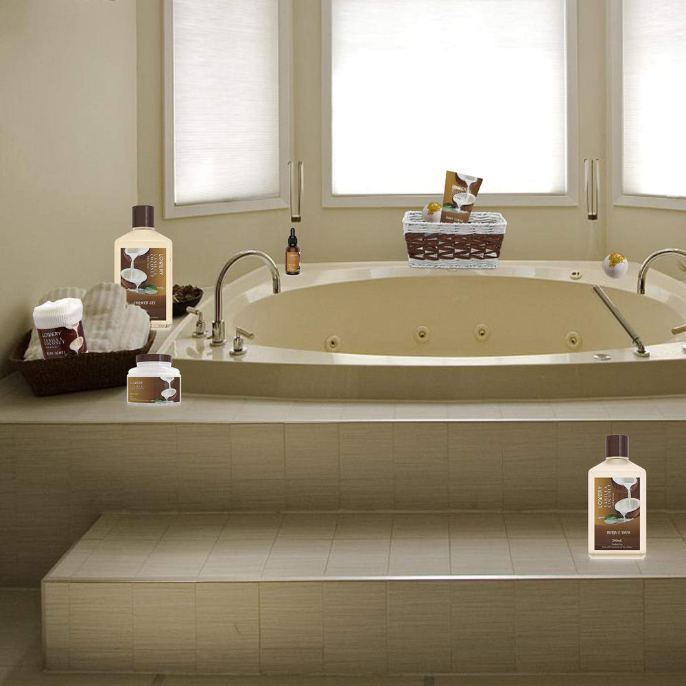 LOVERY bath salt and luxurious towel set in basket