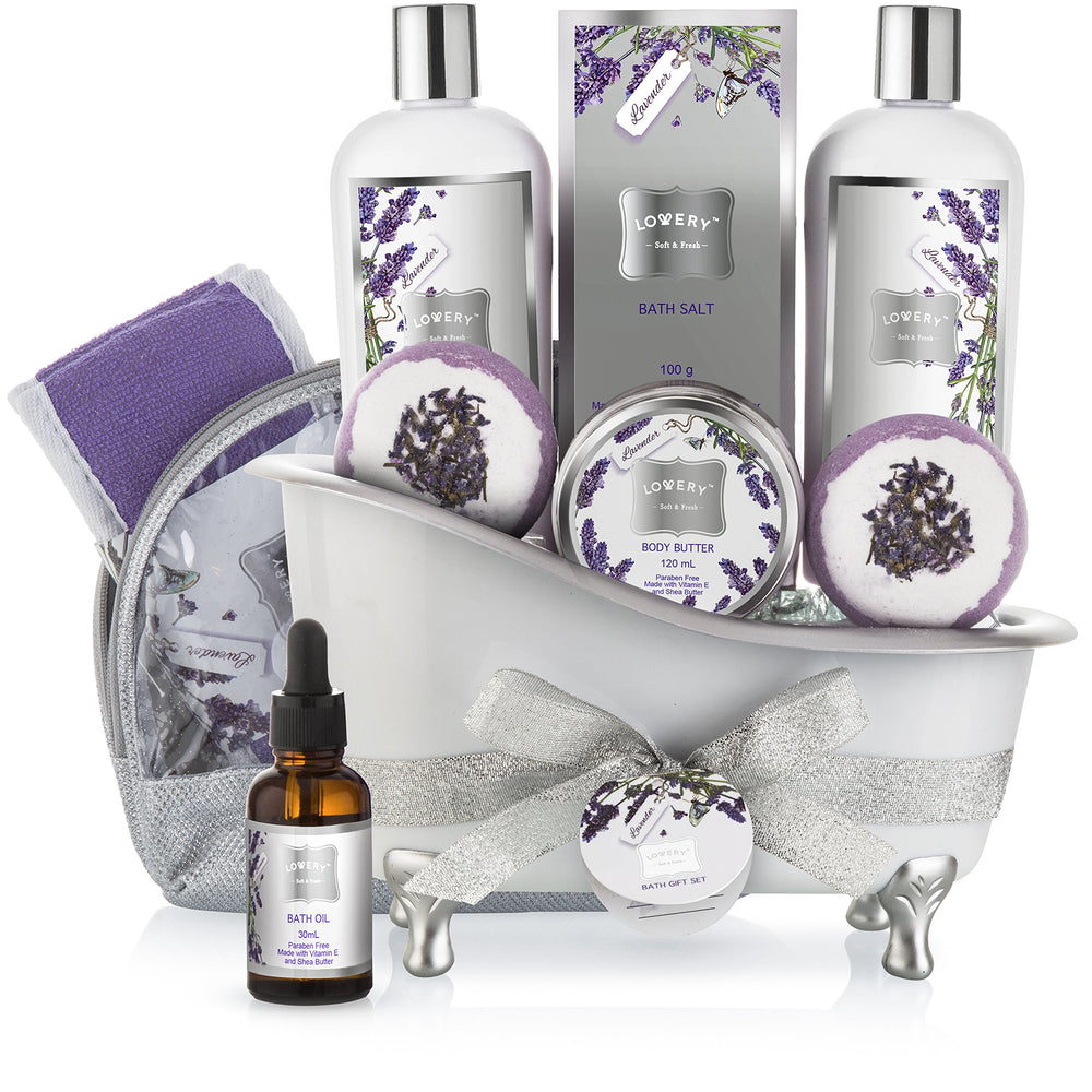 LOVERY Christmas gift basket for women — gifting-ready spa set for relaxation.