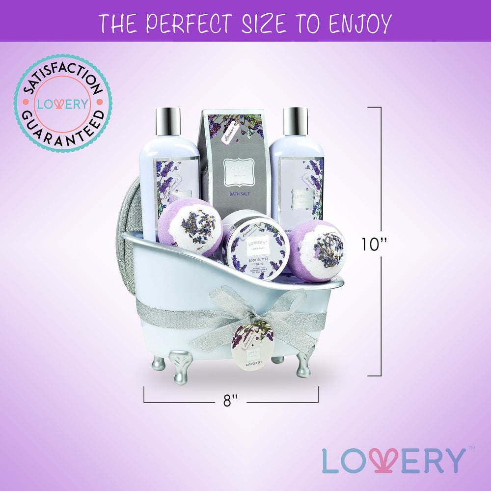 LOVERY loofah set assists exfoliation for refreshed skin.