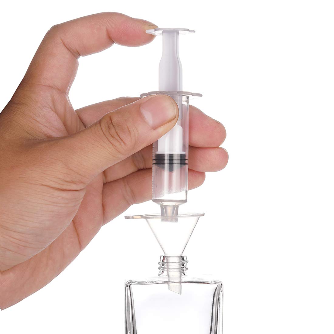 Luojery metal-spray-mist-atomizer closeup highlights smooth, fine mist for fragrant application