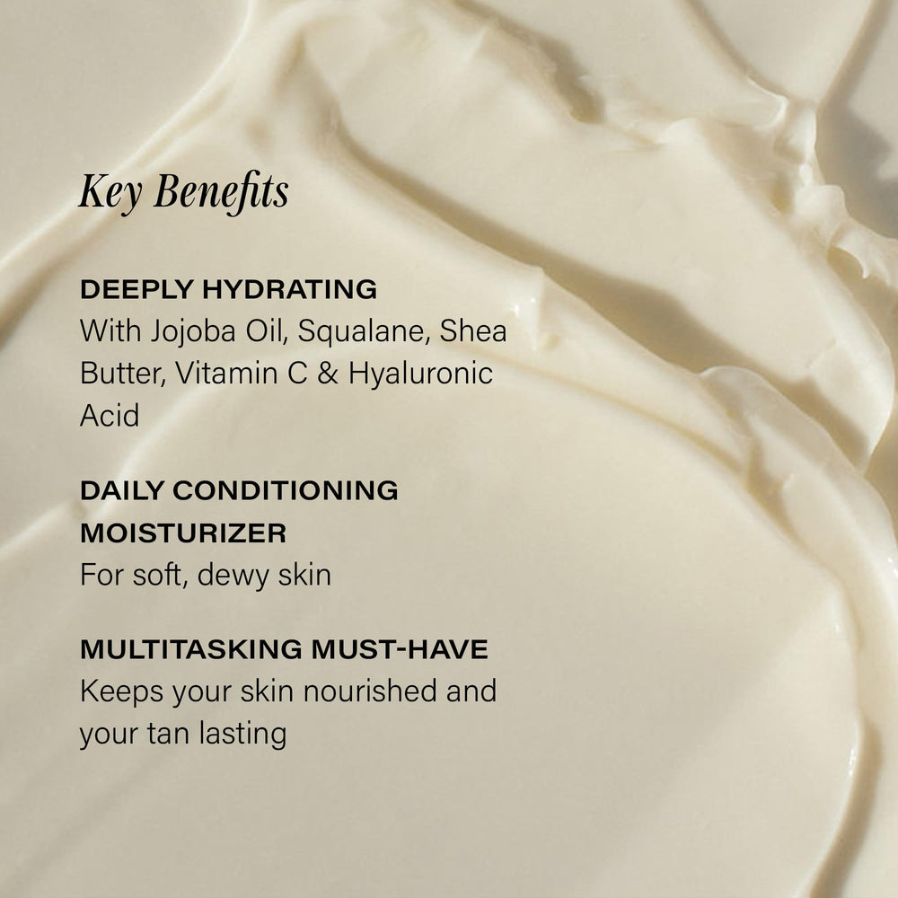 Lux Unfiltered N°14 cream texture close-up highlighting rich hydration.