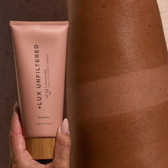 Lux Unfiltered N°32 hydrating formula texture with shea butter and squalane