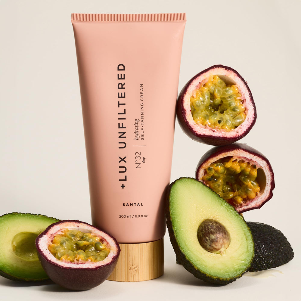 Lux Unfiltered N°32 hands-on application demonstrating quick dry-down
