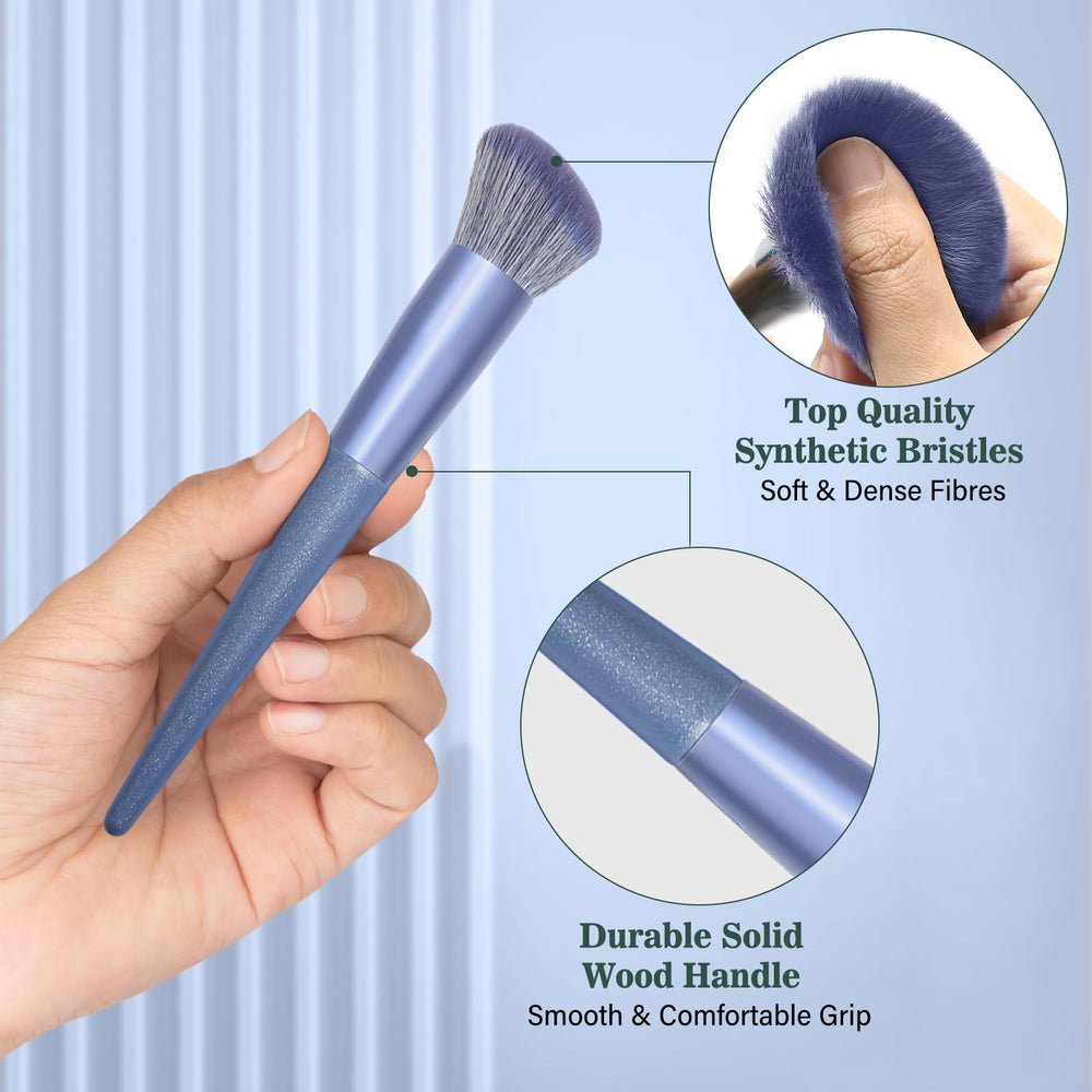 Luxbru lash comb included for precise lash line detail and grooming