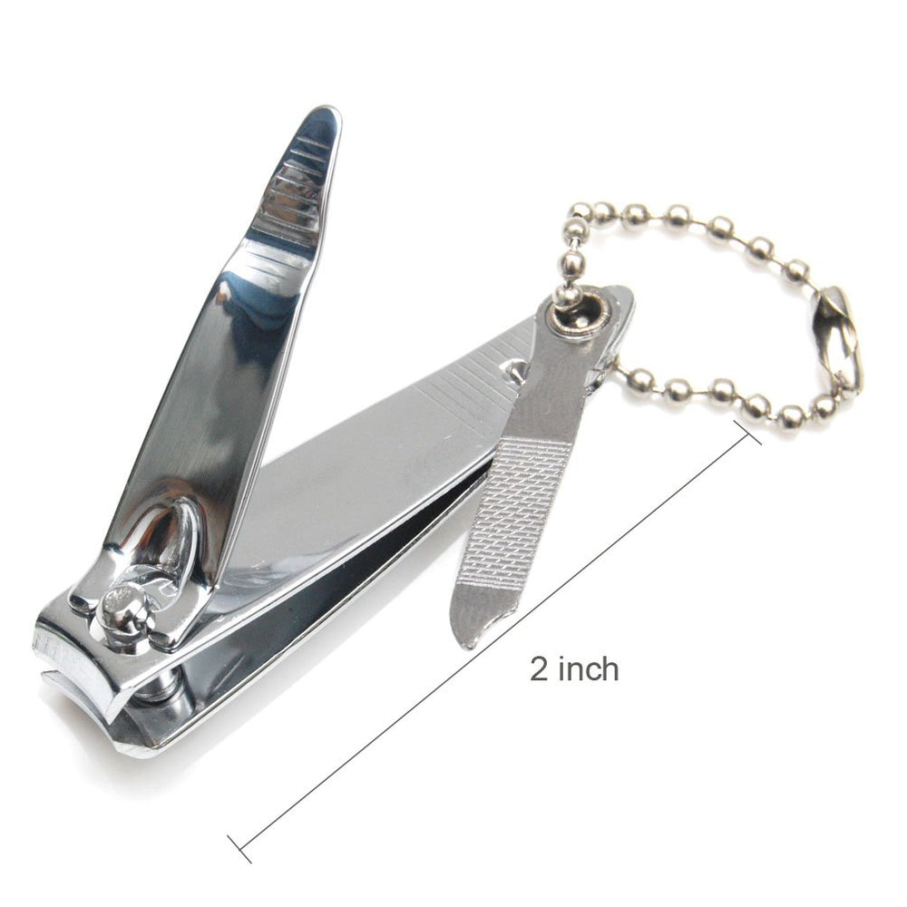 Luxxii nail clippers with enlarged opening for thick nails and easy clipping.