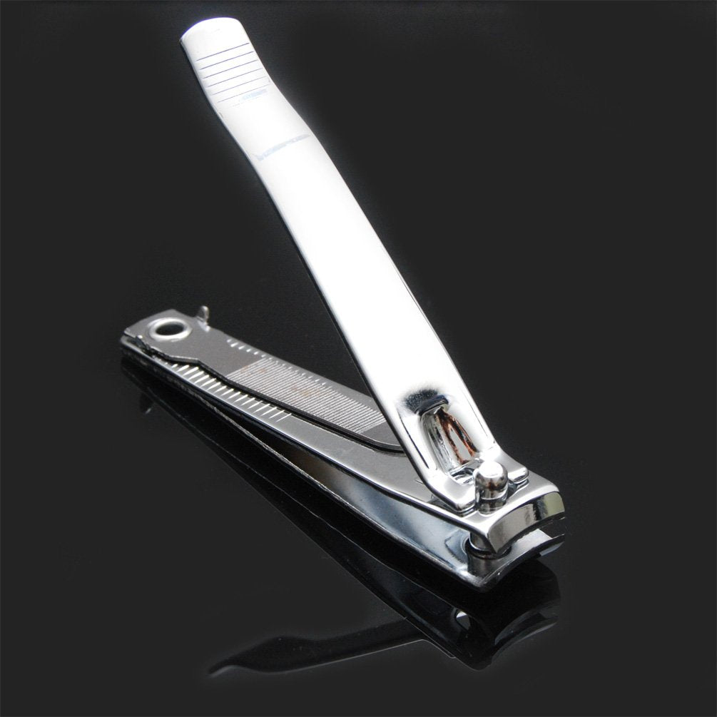 Luxxii nail clippers showing sharp straight edges for precise trimming.