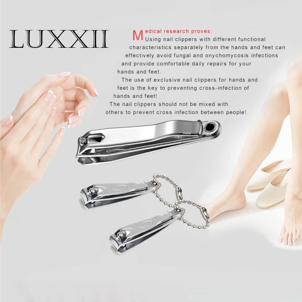 Luxxii nail file closeup showing included shaping tool in the set.