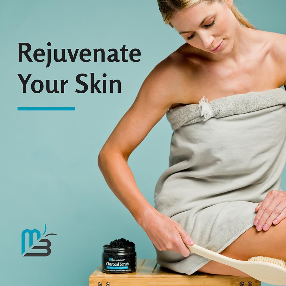 M3 Naturals armpit-detox usage image highlights refreshing cleanse and confidence boost