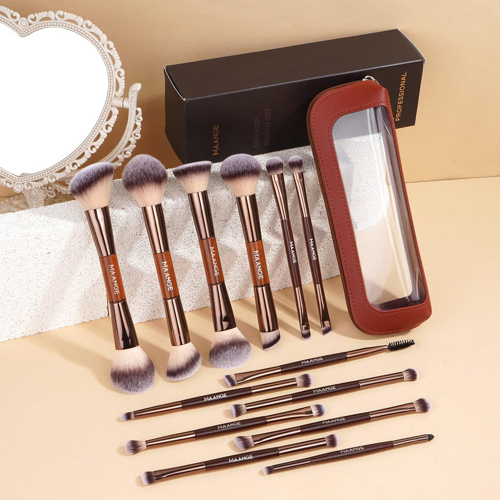 MAANGE foundation blending brush for smooth, streak-free application