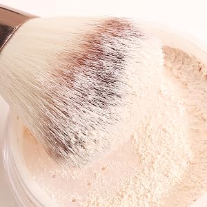 MAANGE gift box packaging makes a luxurious skincare-makeup gift