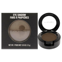 MAC Eye Shadow Brun swatch shows rich brown pigment for versatile looks.