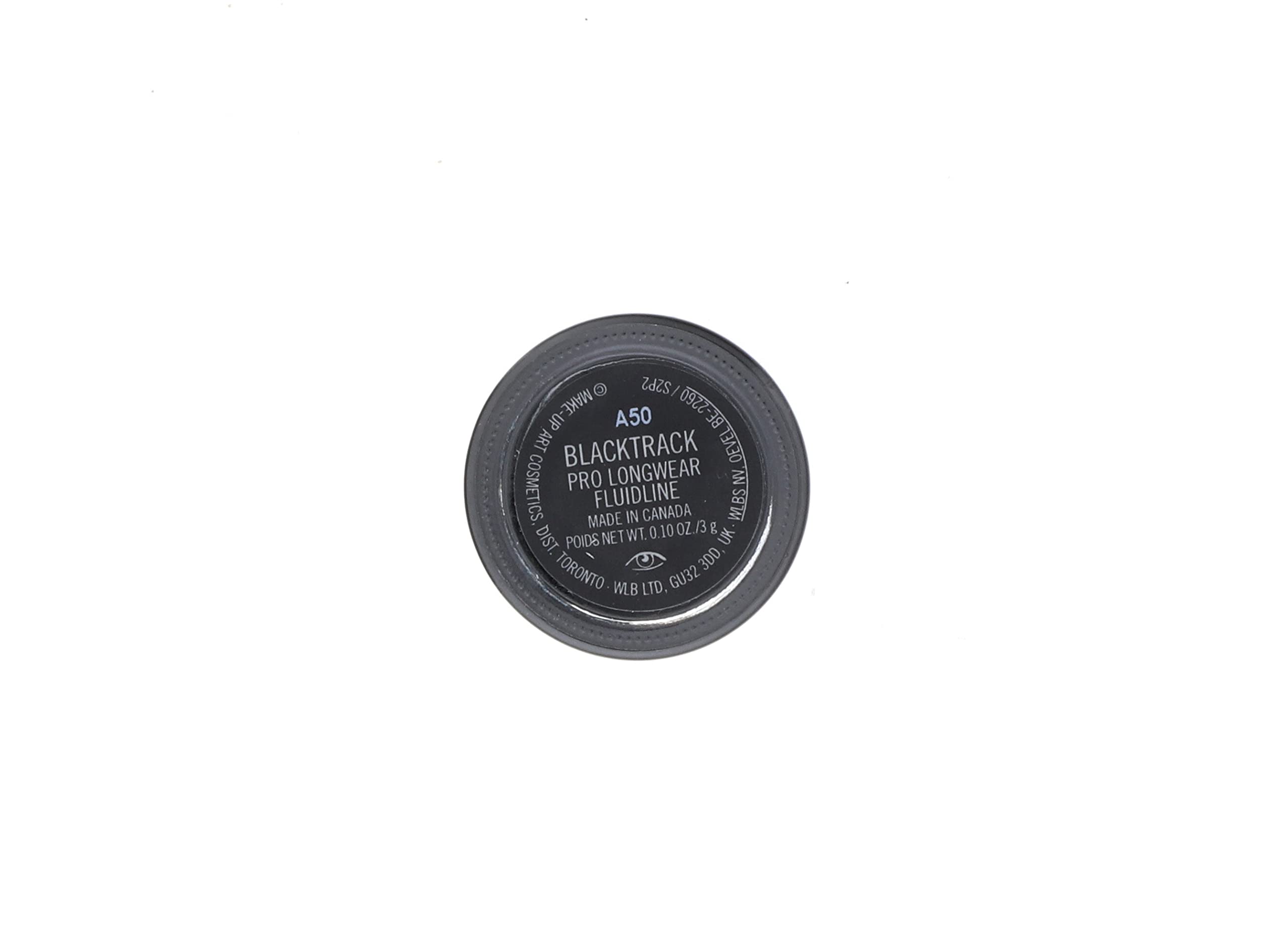 MAC Fluidline Blacktrack precision-application demonstrates clean, defined looks.