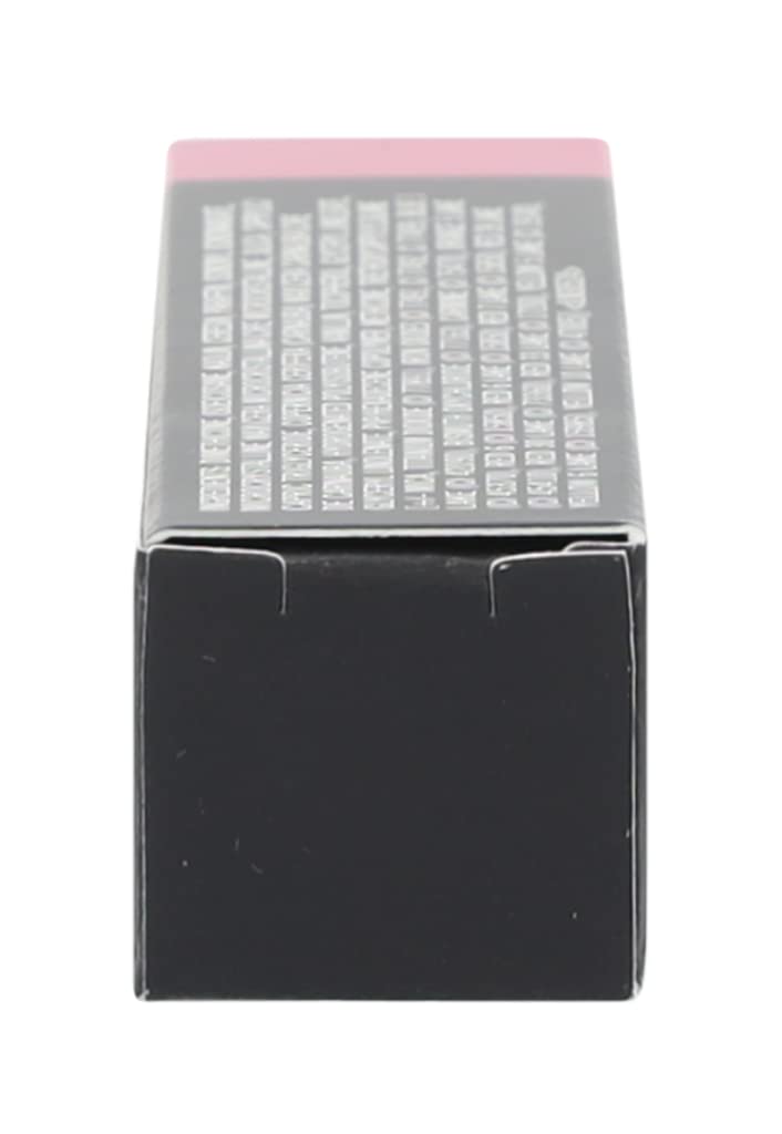 MAC Lipstick Retro Matte 705 close-up reveals precise lip lining and color payoff.