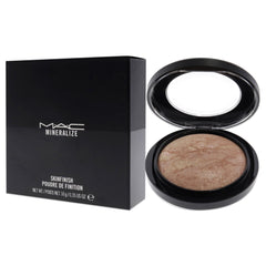 MAC Mineralize Skinfinish Soft Gentle glow look delivers natural, versatile makeup finish.