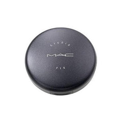 MAC Studio Fix Powder Plus matte finish on skin for oil control